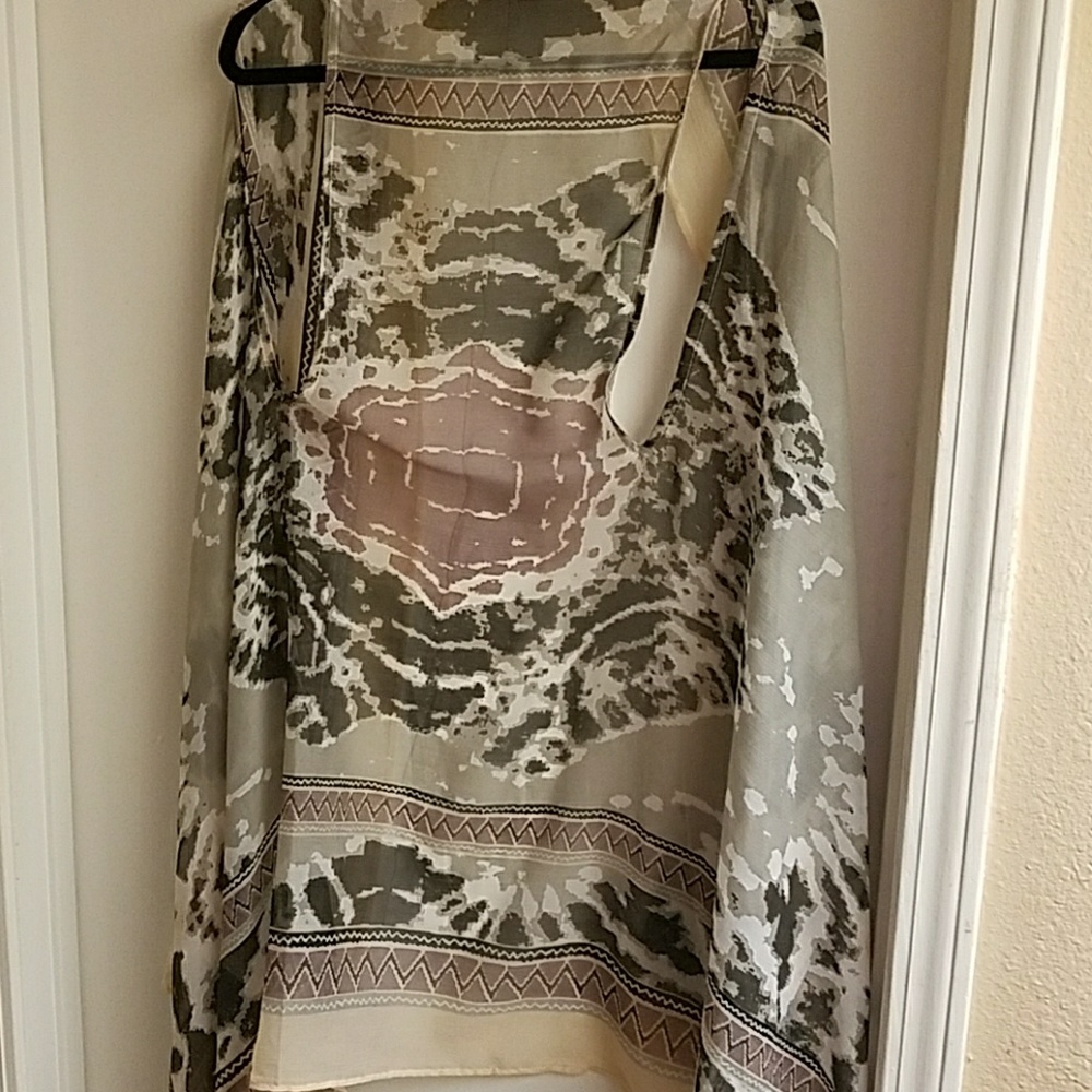 Sleeveless jacket - Picture 2 of 4